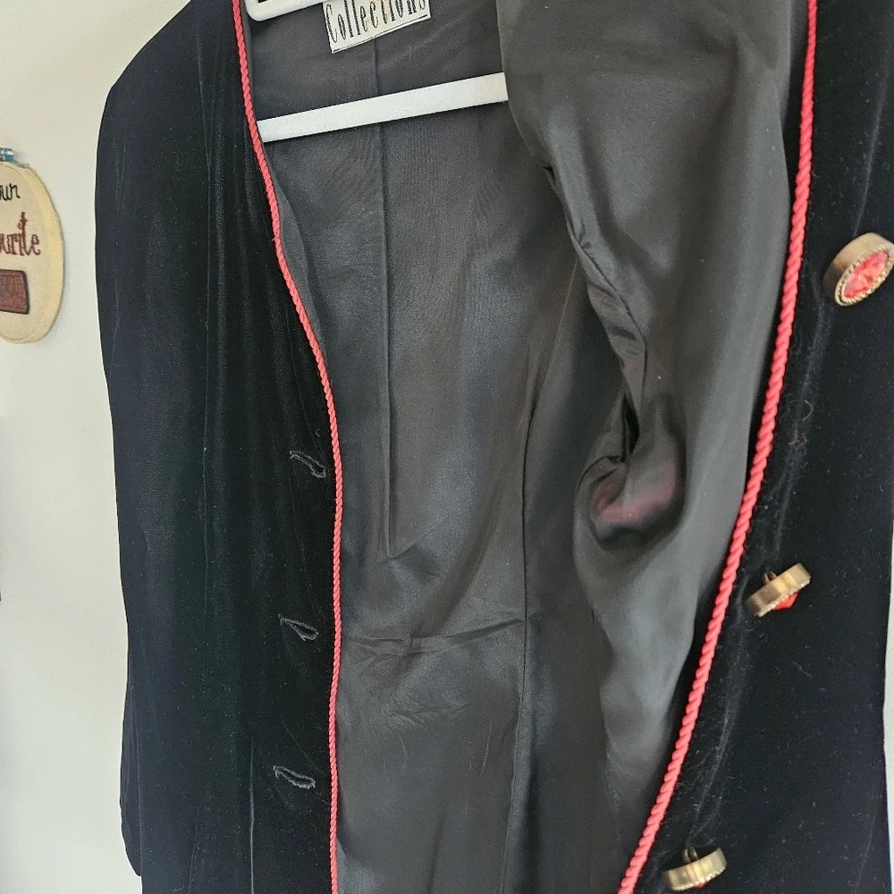 Vintage 80's Velour JS Collections Coat With Jewel Red Buttons & Trim - Picture 7 of 12